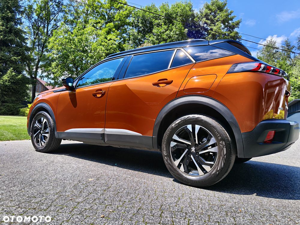 Peugeot 2008 BlueHDi 130 Allure S&S EAT8 - 4