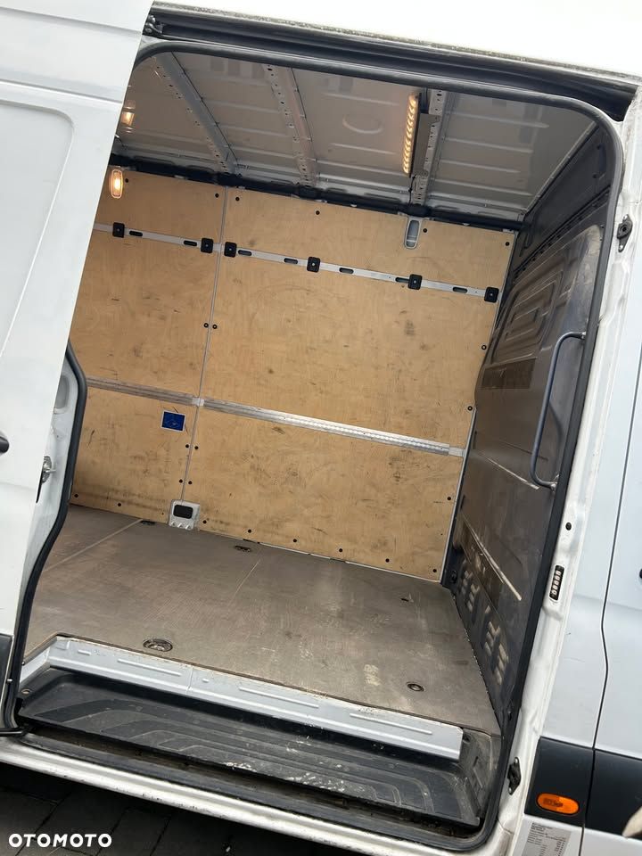 Mercedes-Benz sprinter - 12