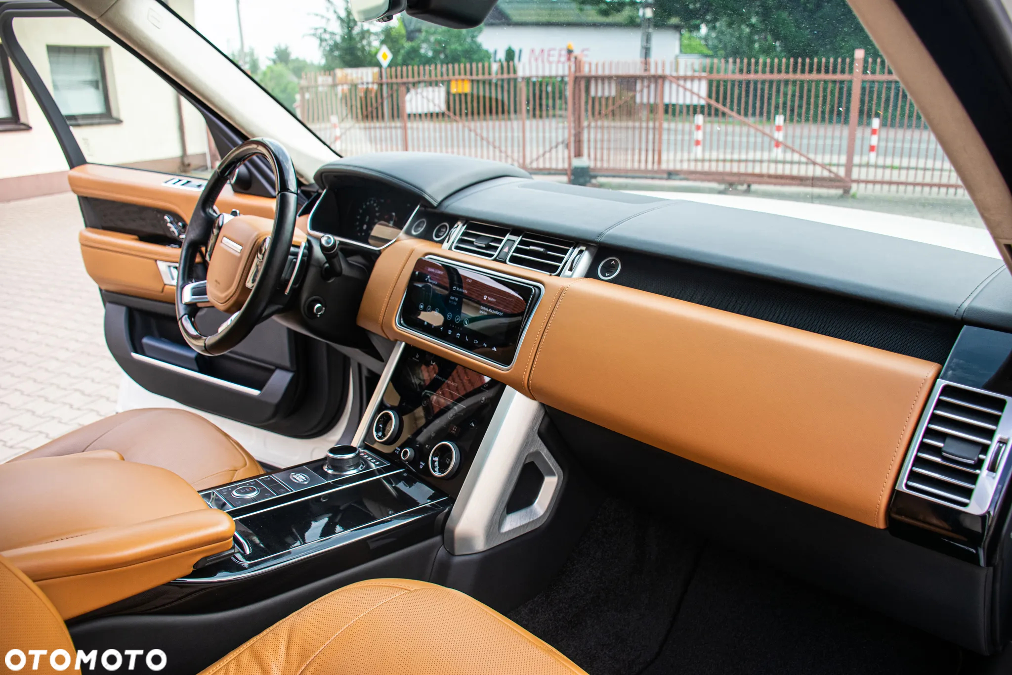 Land Rover Range Rover 3.0 I6 LWB Vogue - 22