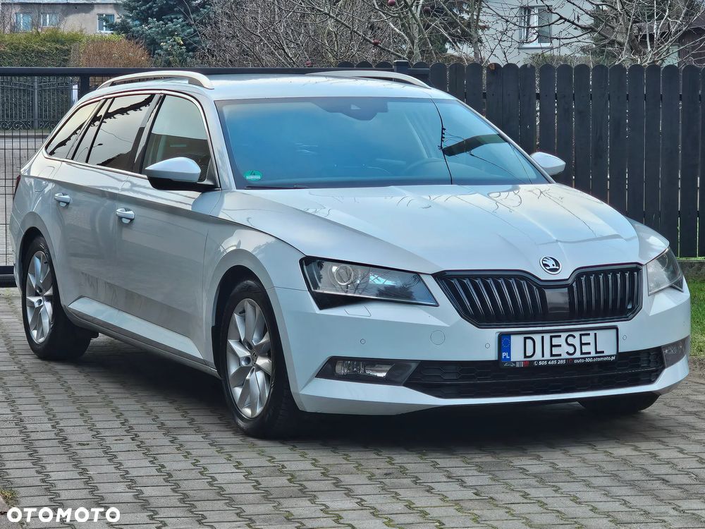 Skoda Superb 2.0 TDI DSG Premium Edition - 3