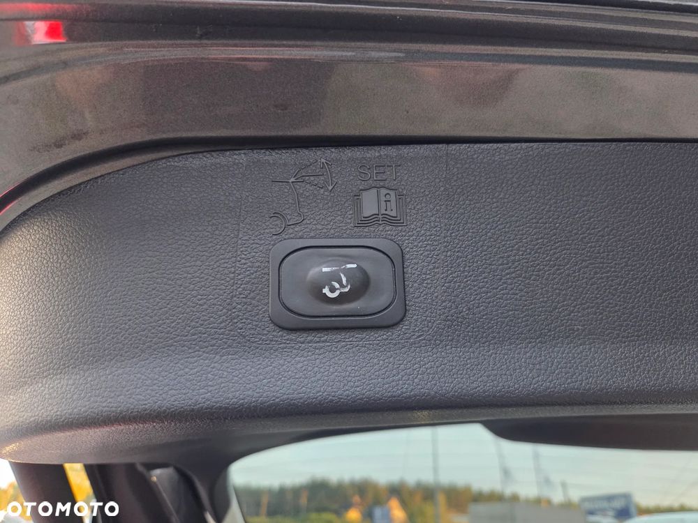 Ford Kuga 2.0 TDCi FWD Titanium - 19
