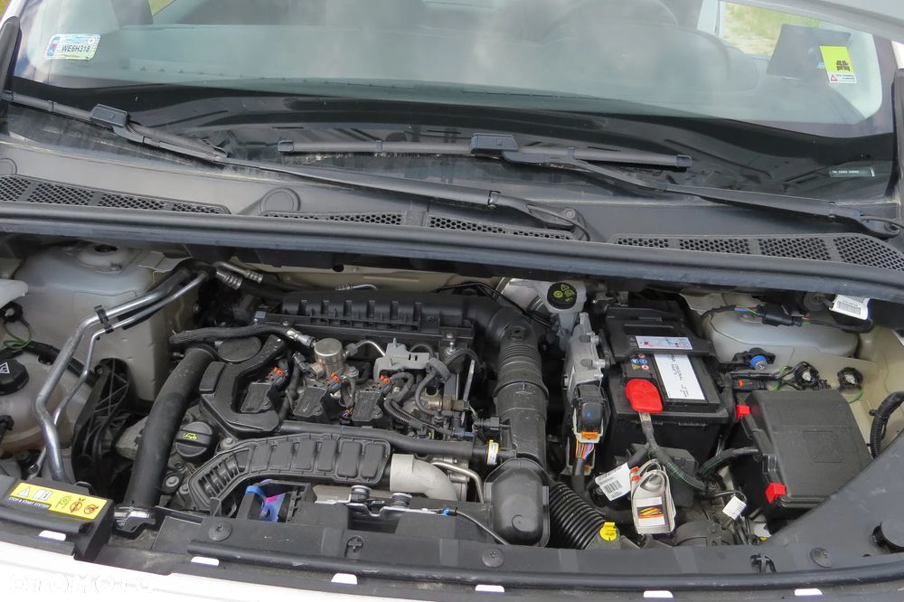 Toyota Proace City 1.2 D-4t 130km A/t Long Brygadówka - 31