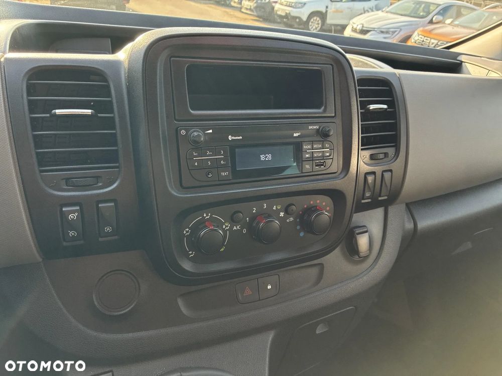 Renault Trafic Grand Passenger 3,0t Pack Clim - 14