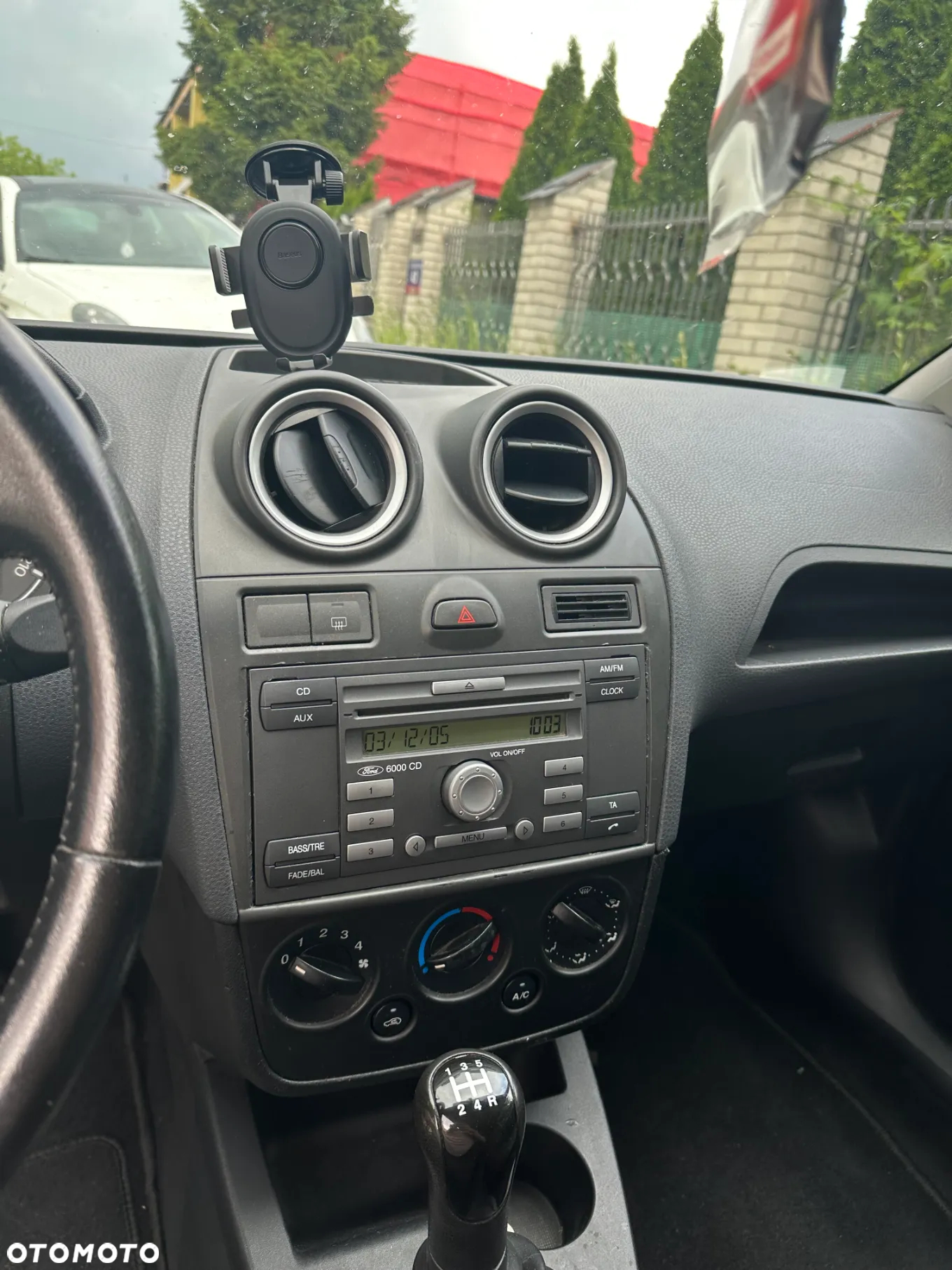 Ford Fiesta 1.3 Ambiente - 16