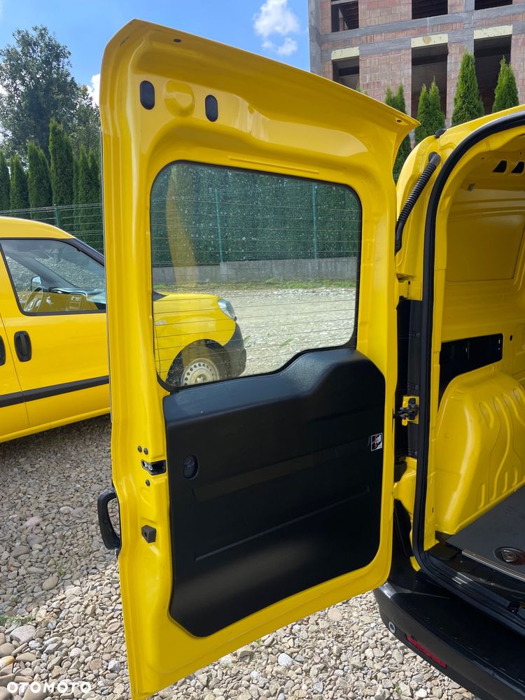 Fiat Doblo Maxi - 15