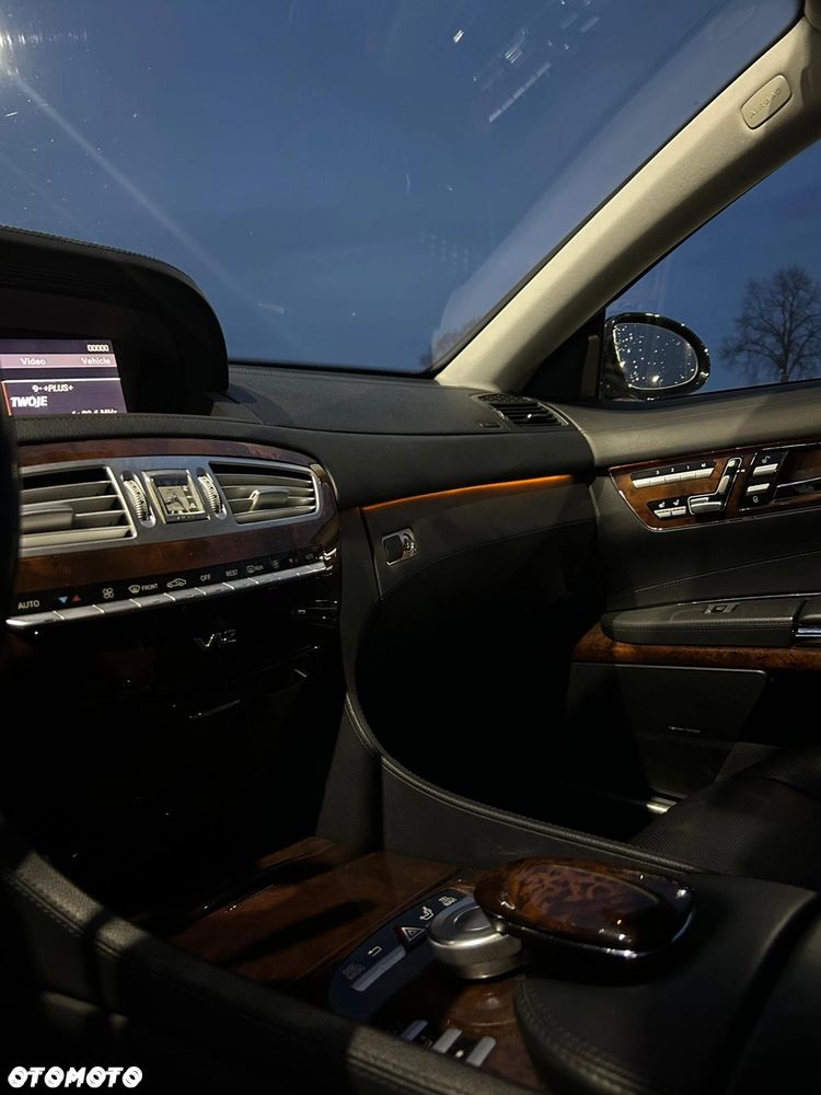 Mercedes-Benz CL 500 7G-TRONIC - 25
