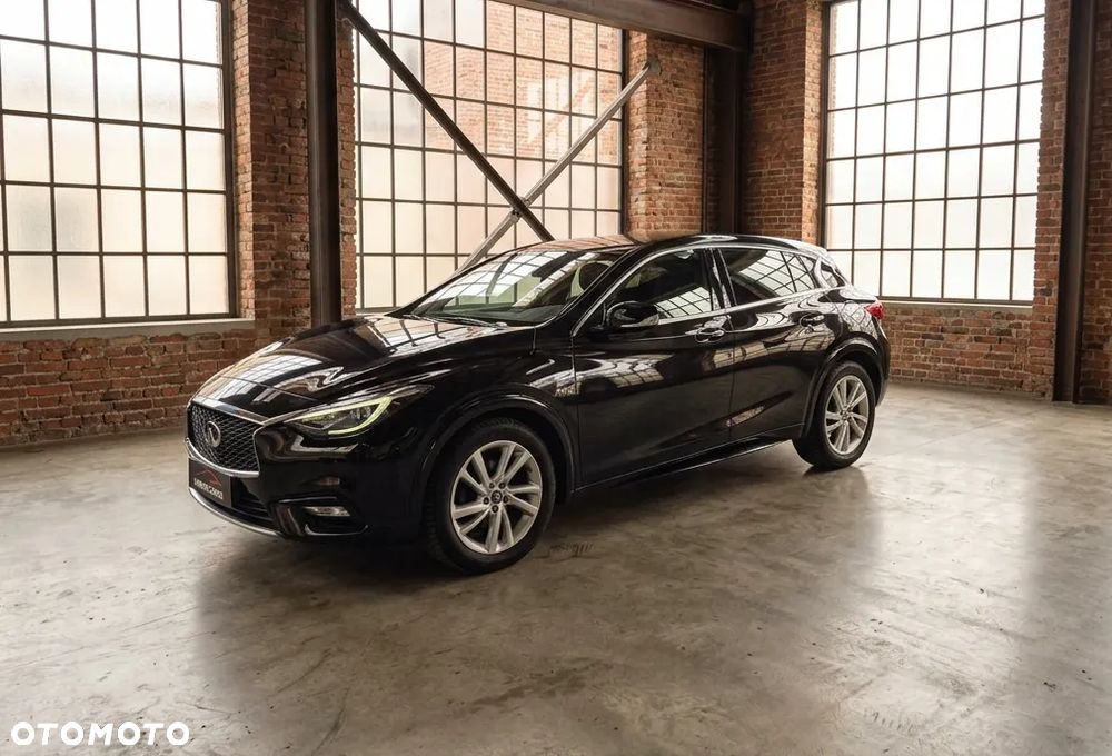 Infiniti Q30 1.5d DCT Premium - 3