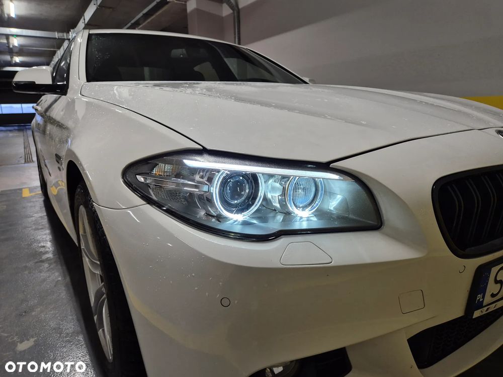 BMW Seria 5 520d M Sport - 10