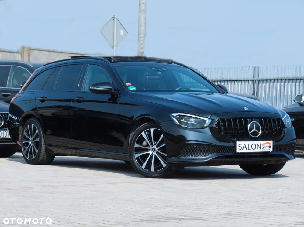 Mercedes-Benz Klasa E 300 9G-TRONIC Night Edition - 40