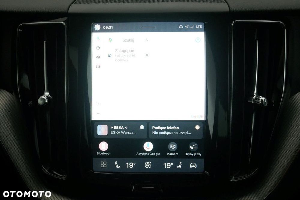 Volvo XC 60 B4 D AWD Plus Dark - 23