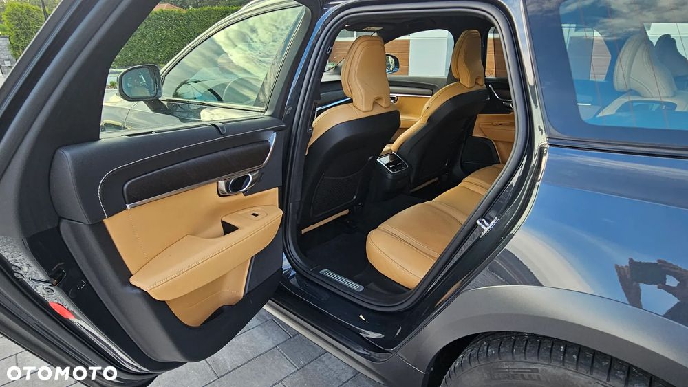 Volvo V90 Cross Country - 31