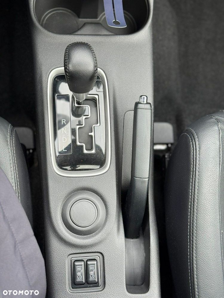 Mitsubishi Outlander - 34