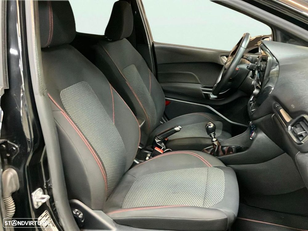Ford Fiesta 1.0 EcoBoost ST-Line - 16