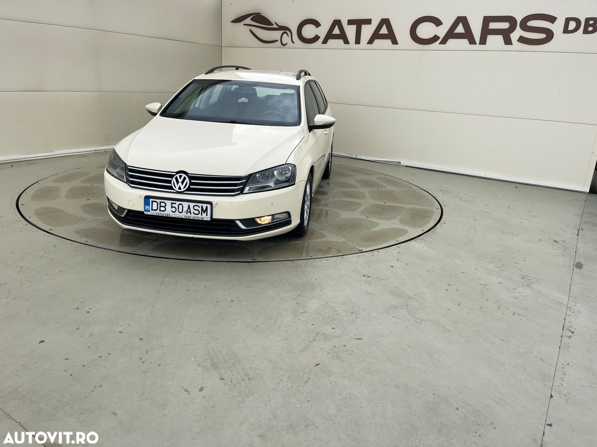 Volkswagen Passat 2.0 TDI BlueMotion Tehnology DSG Trendline - 3