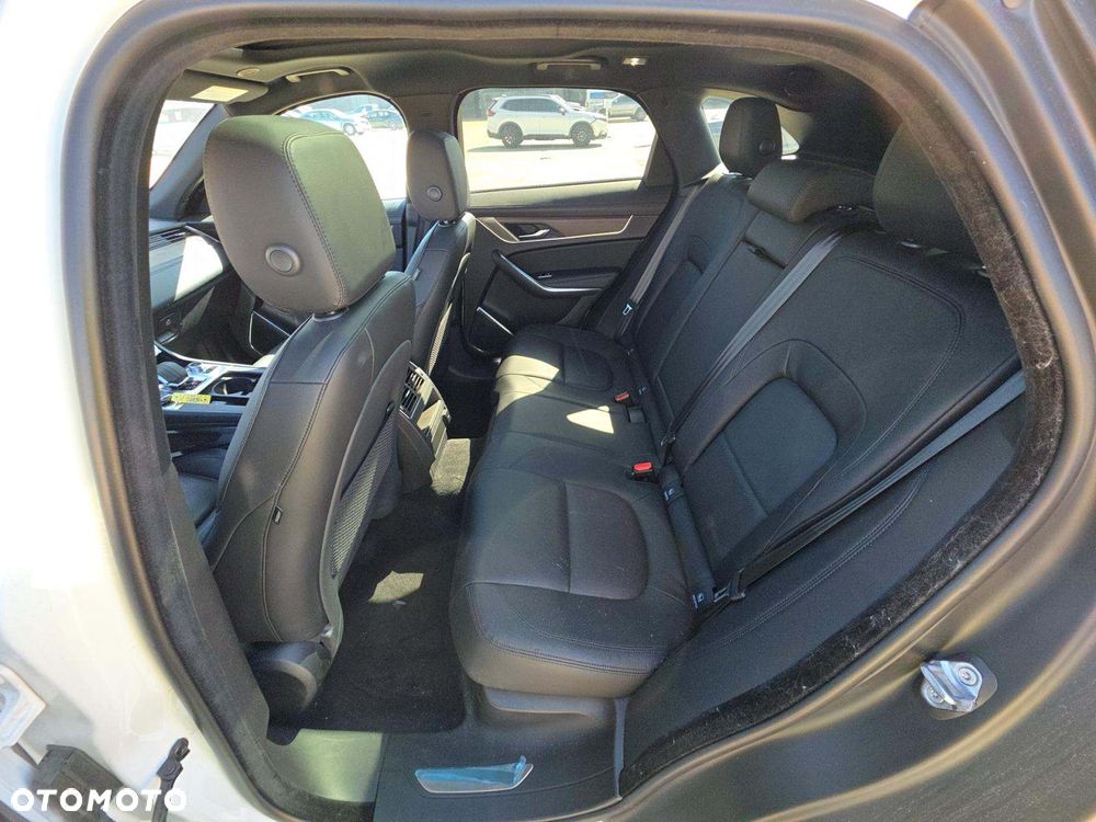 Jaguar F-Pace P250 AWD S - 8