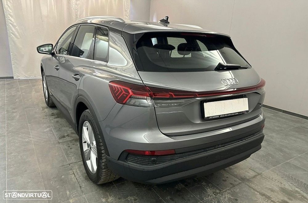 Audi Q4 e-tron 45 quattro - 2