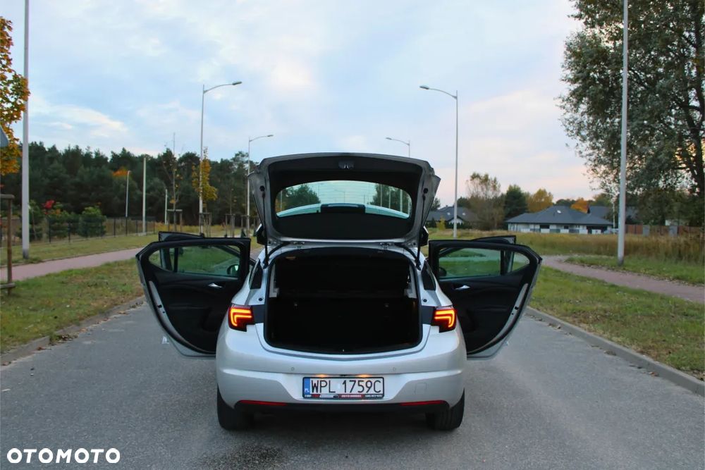 Opel Astra 1.4 Turbo Start/Stop Innovation - 11
