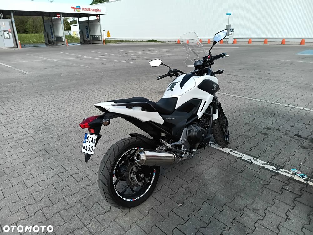 Honda NC - 15