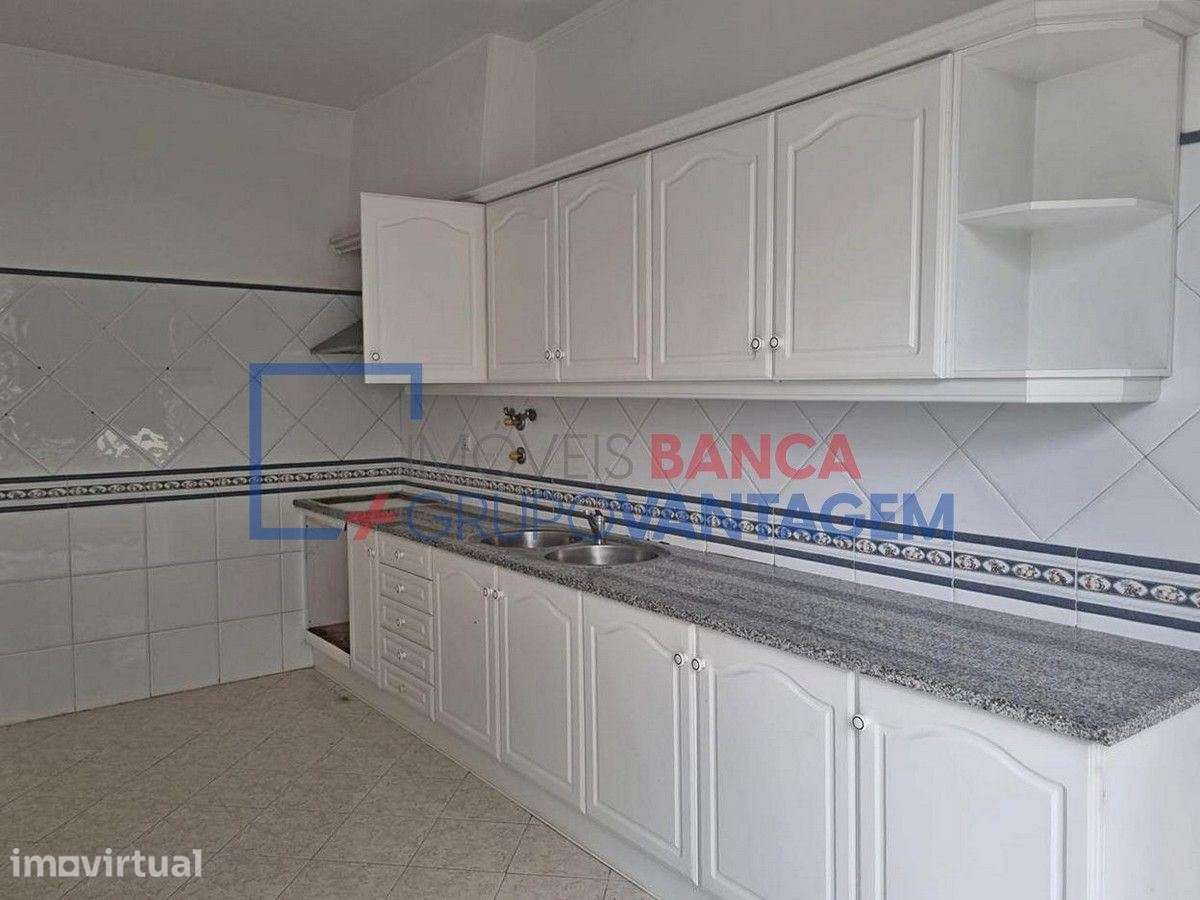 APARTAMENTO T3 SANTARÉM - Grande imagem: 3/19