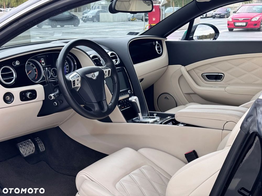 Bentley Continental GT W12 - 13