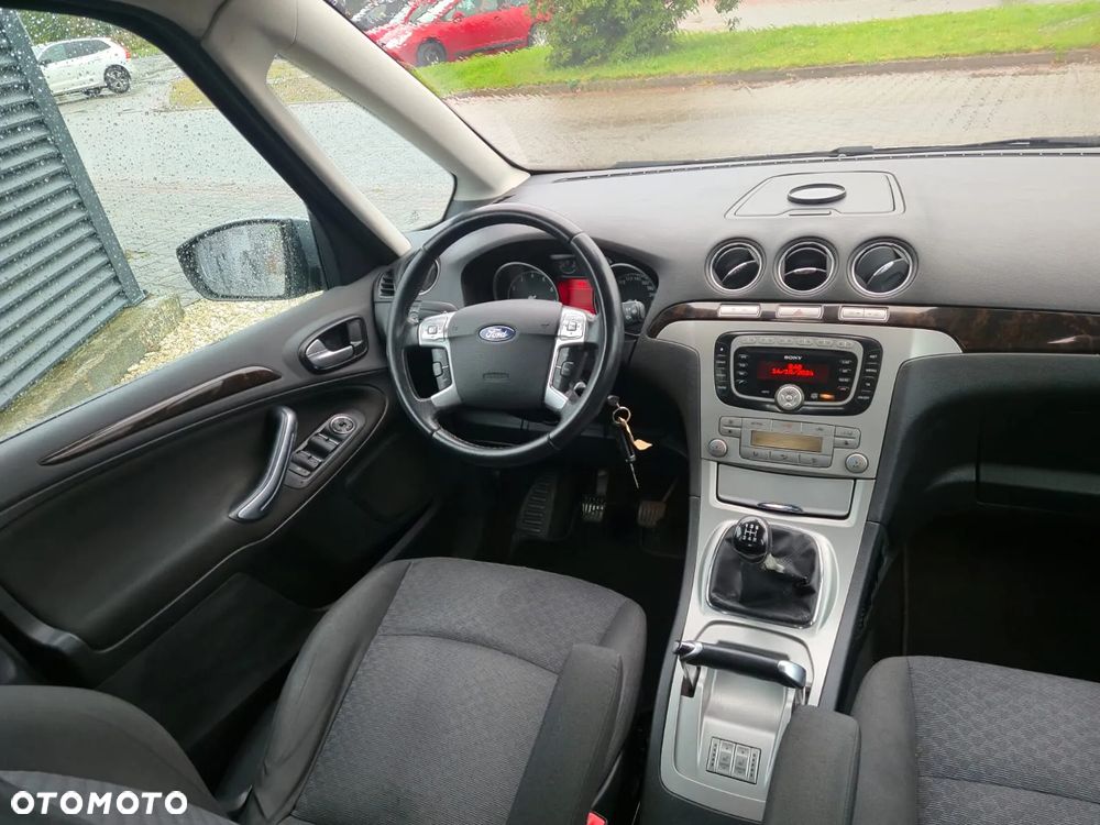 Ford Galaxy 2.0 Concept - 5