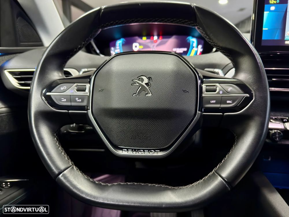 Peugeot 3008 1.6 Hybrid GT Pack e-EAT8 - 24