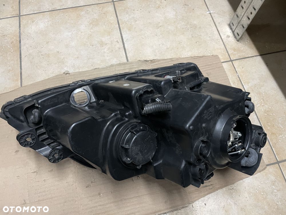 Lampa / reflektor Kia Sorento I - lewy przód (ORYGINALNE) - 3