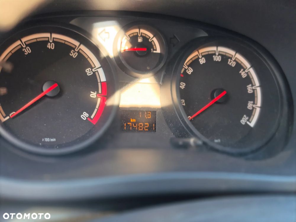 Opel Corsa 1.0 12V Essentia - 3