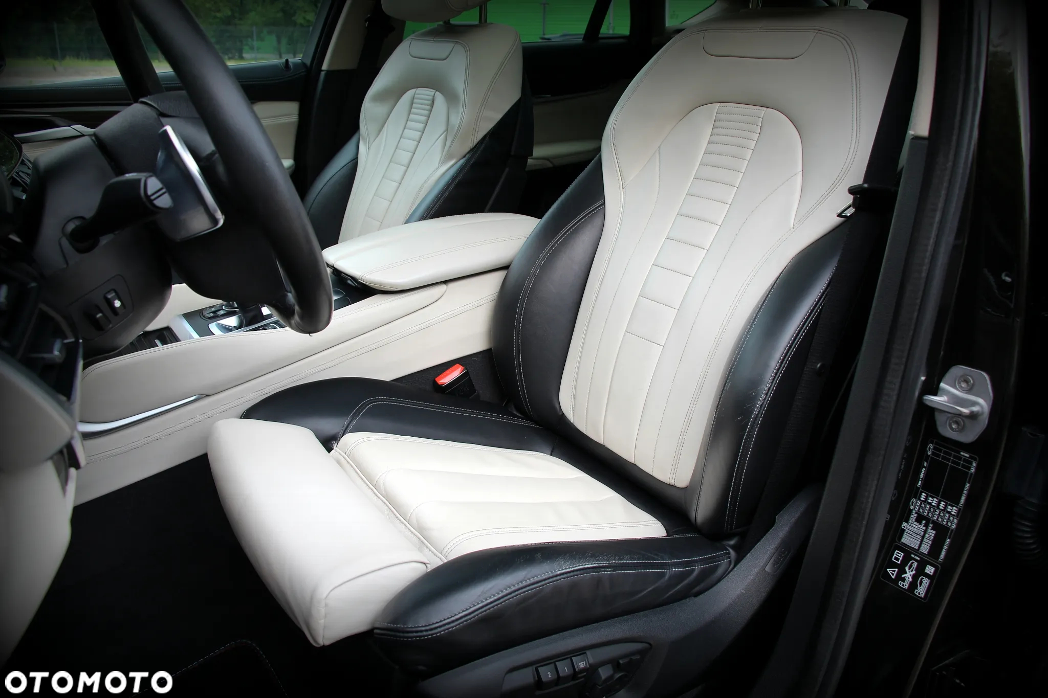 BMW X6 xDrive30d - 11