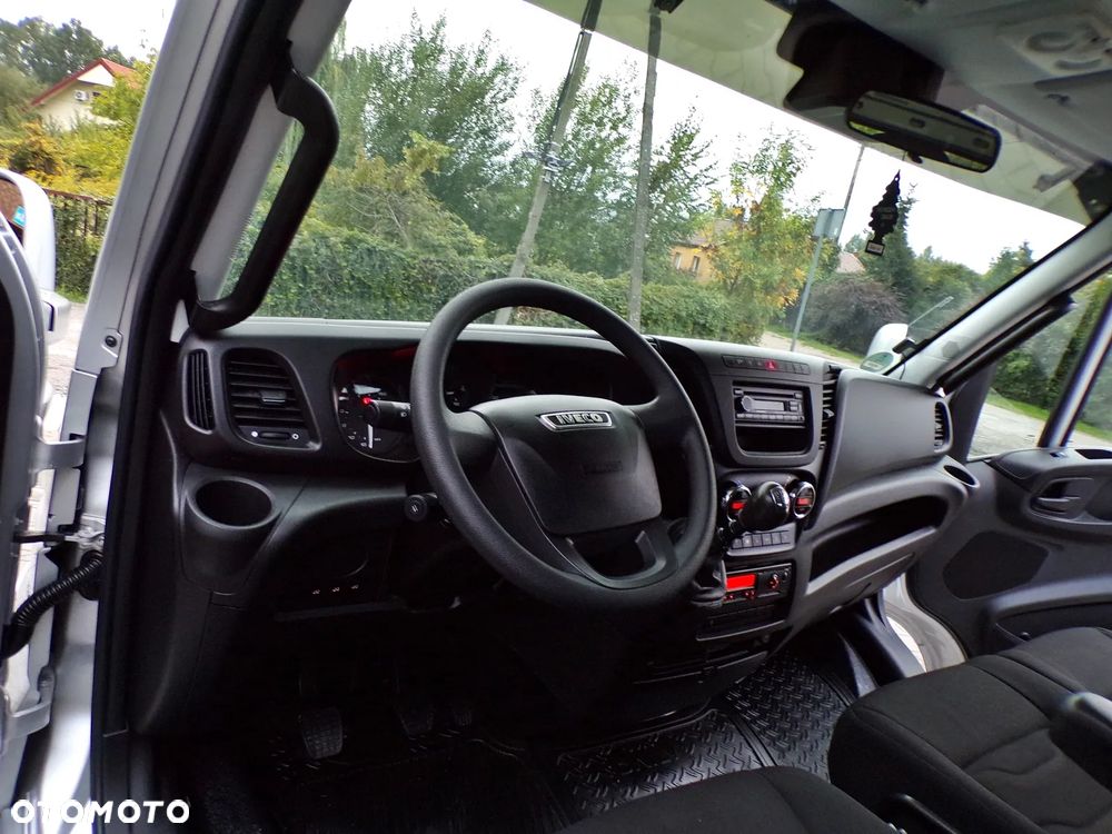 Iveco 70C17 - 23