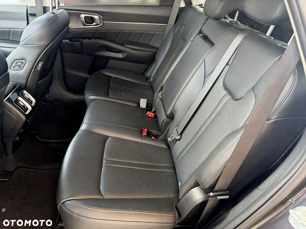 Kia Sorento - 23