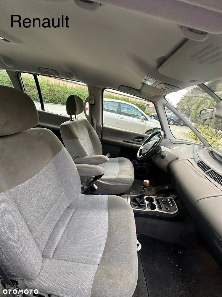 Renault Espace 2.2 dCi Expression - 2