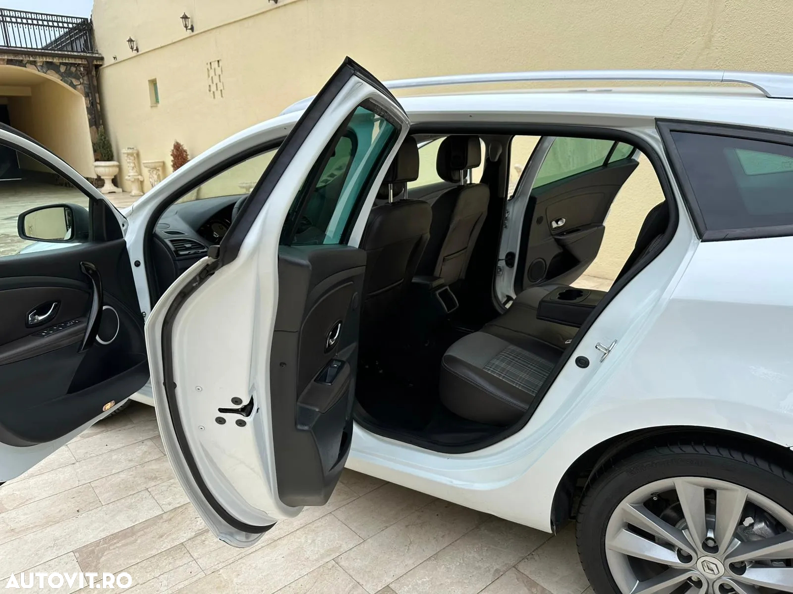 Renault Megane - 8