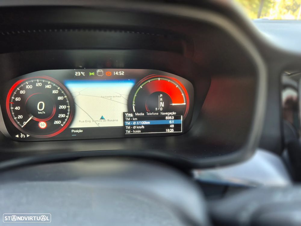 Volvo V60 2.0 D3 R-Design Geartronic - 44
