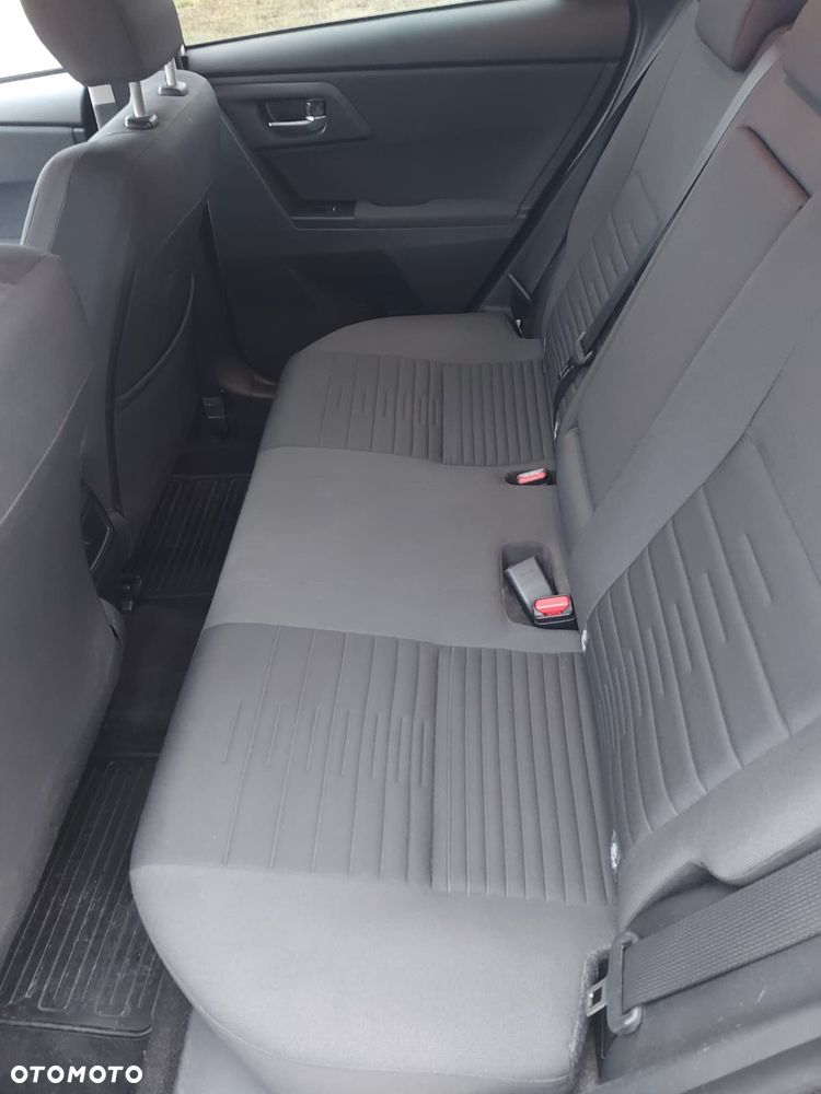 Toyota Auris 1.6 D-4D Premium - 6