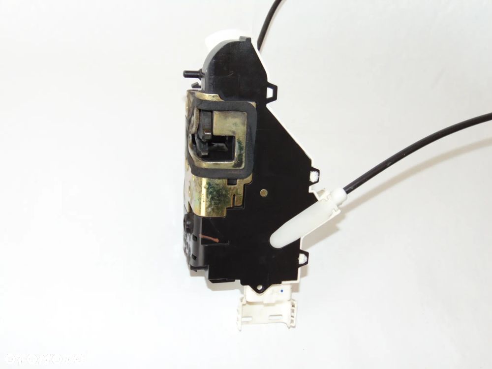 Zamek 6 PIN przedni przód lewy kierowcy Peugeot 407 , 04-10r - 6