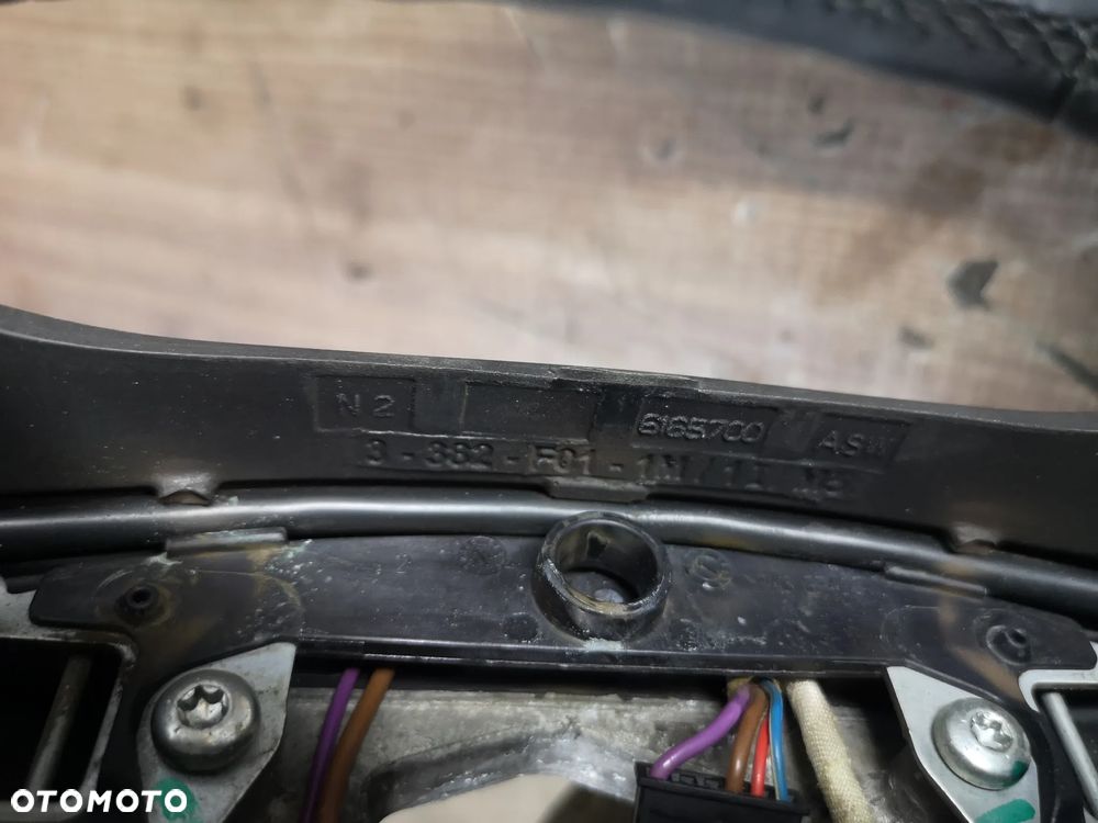 BMW 5 F10 F11 KIEROWNICA M PAKIET ORYGINALNA SKÓRZANA Z MULTIFUNKCJĄ ŁADNA - 6