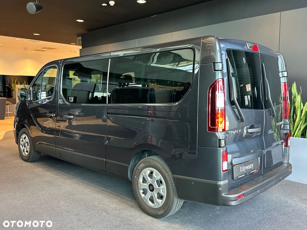Renault Trafic Grand SpaceClass 2.0 dCi EDC - 2