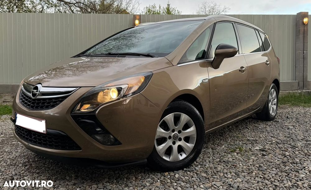 Opel Zafira - 1