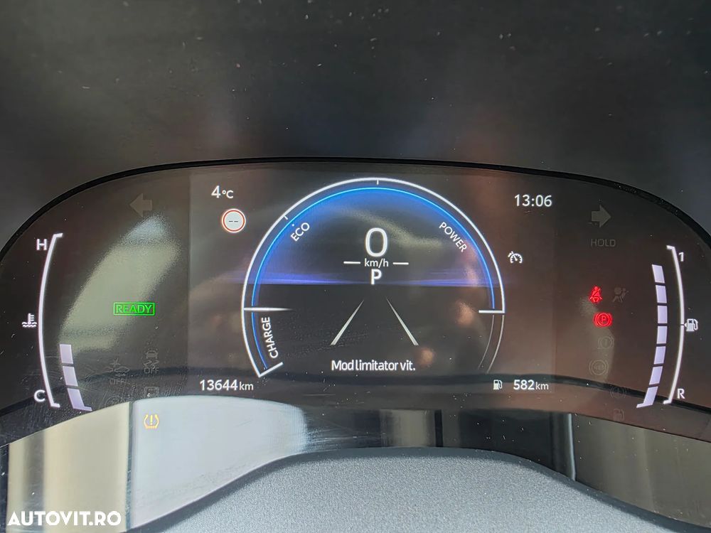 Toyota Yaris Hybrid 1.5 VVT-i Team Deutschland - 9