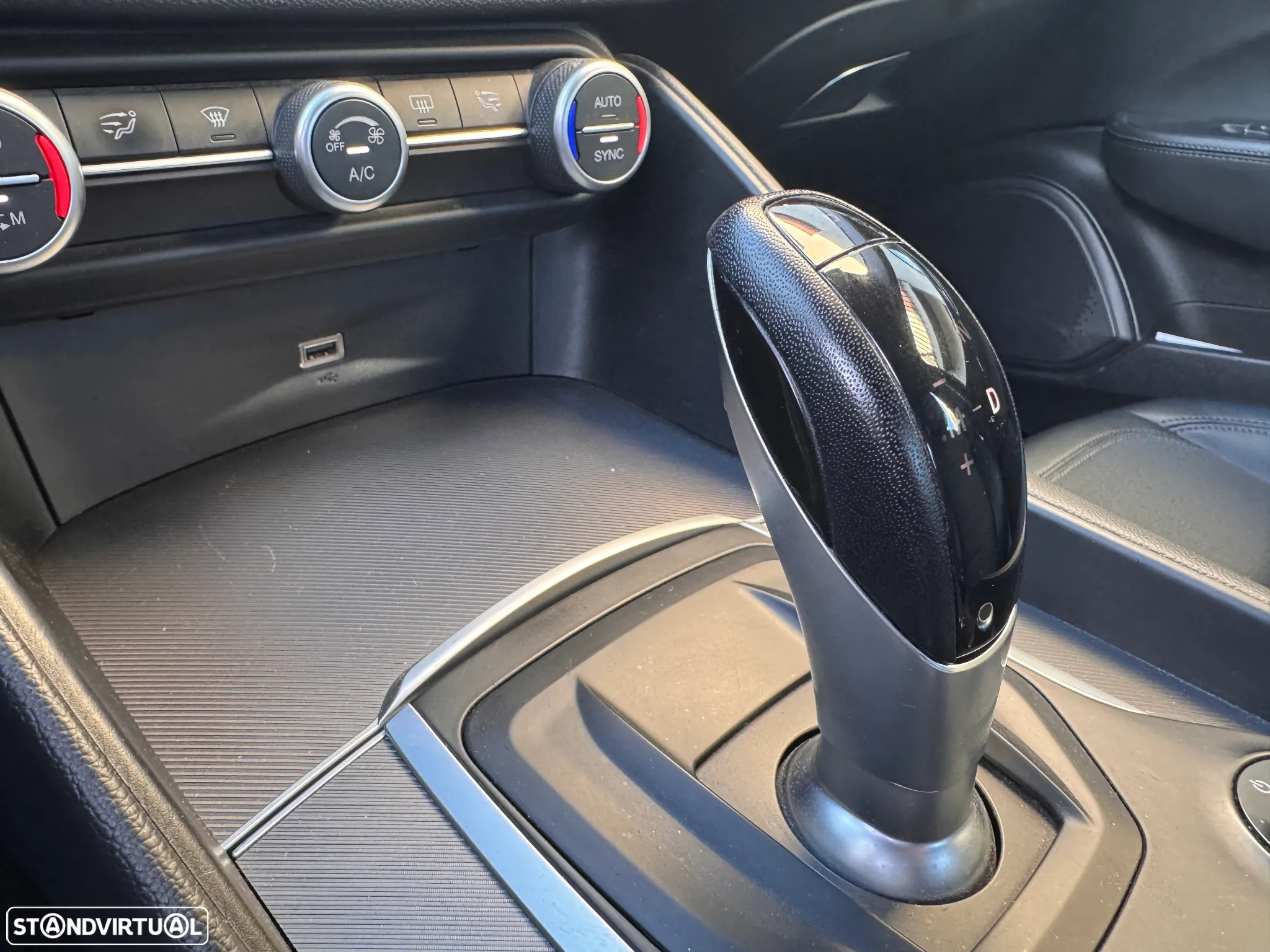 Alfa Romeo Giulia 2.2 D Super AT8 - 13