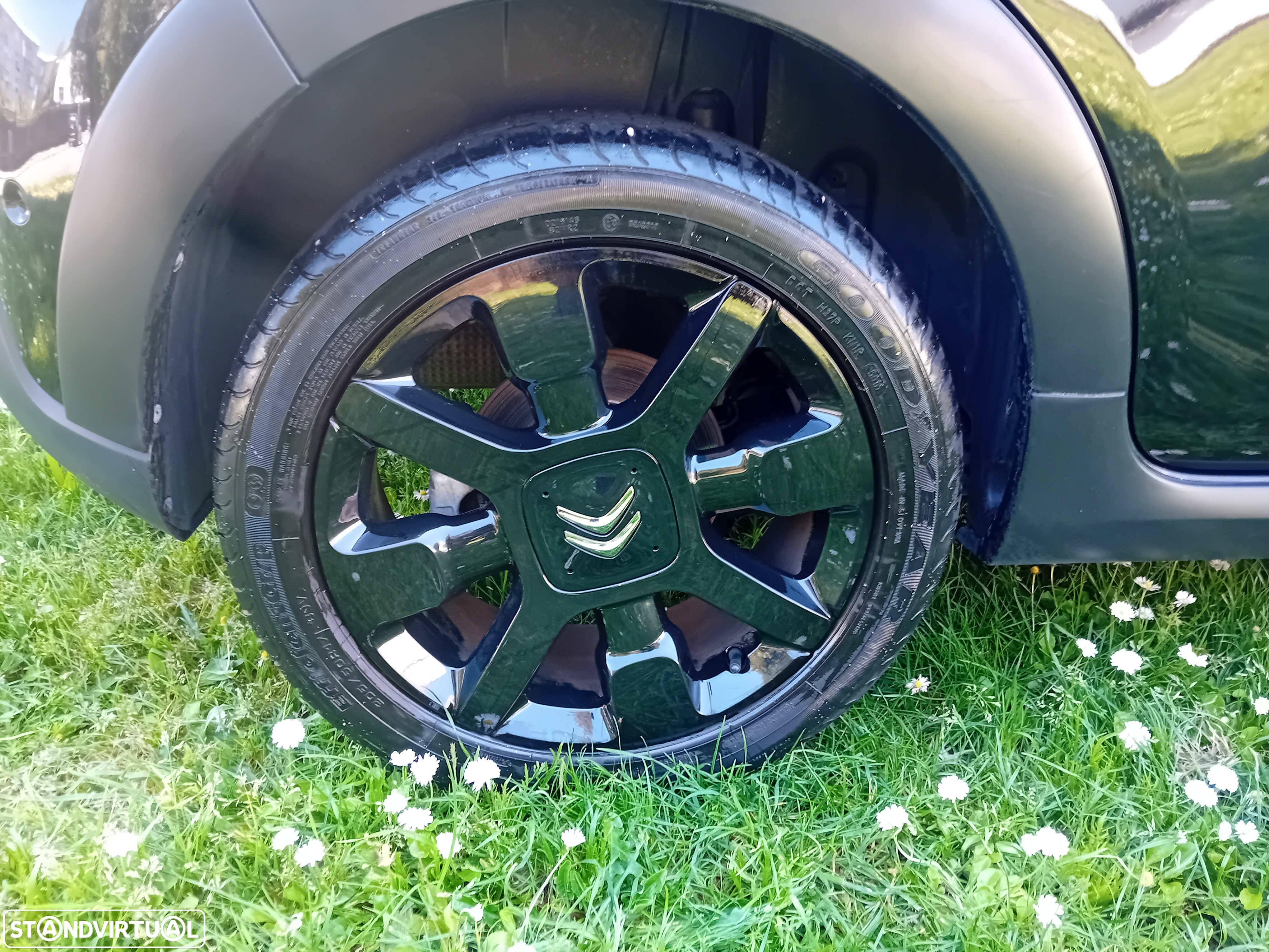 Citroën C3 1.2 PureTech Shine - 31