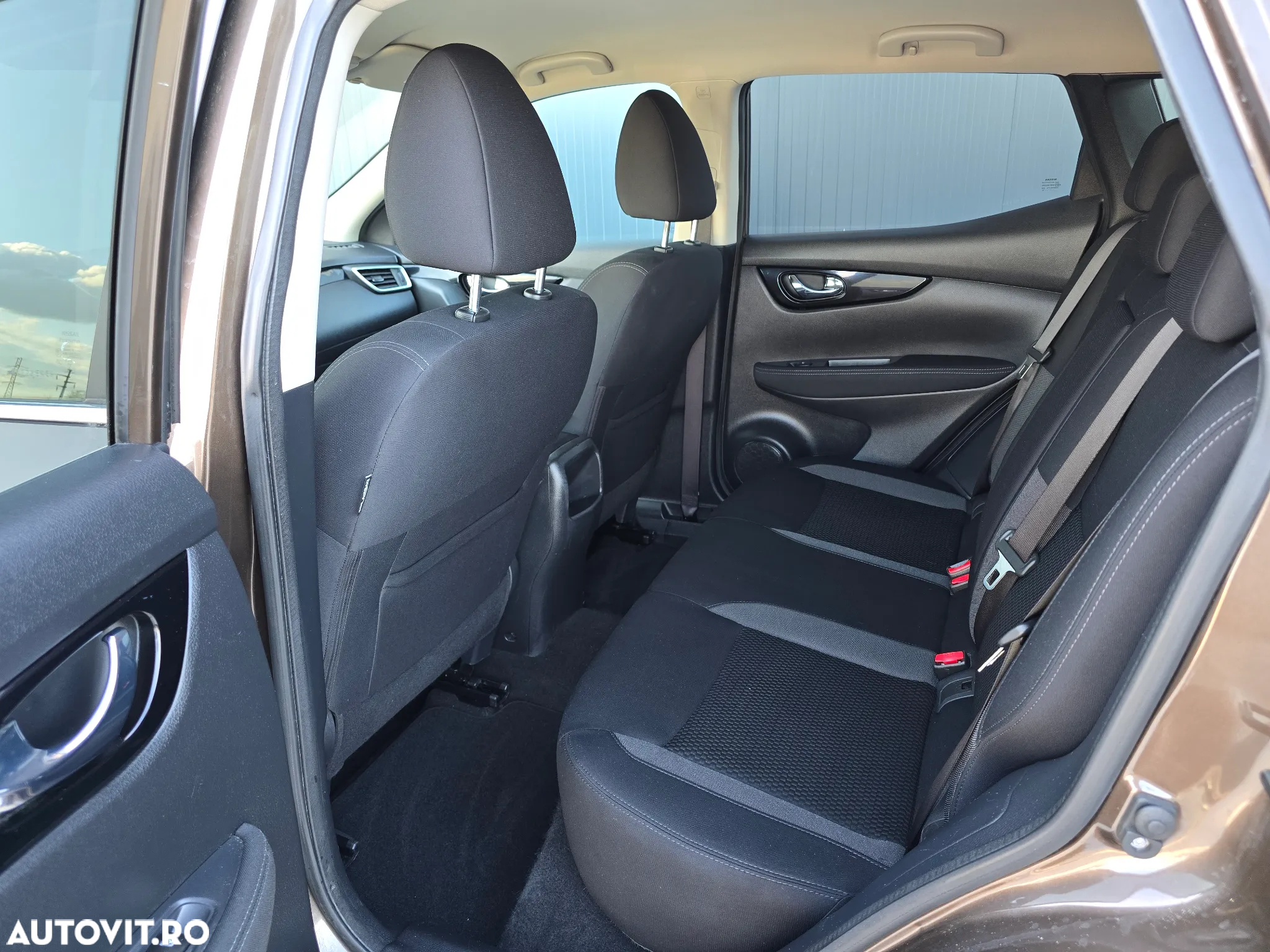 Nissan Qashqai 1.5 DCI VISIA - 9
