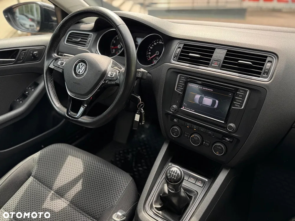 Volkswagen Jetta 1.4 TSI BMT Comfortline - 15