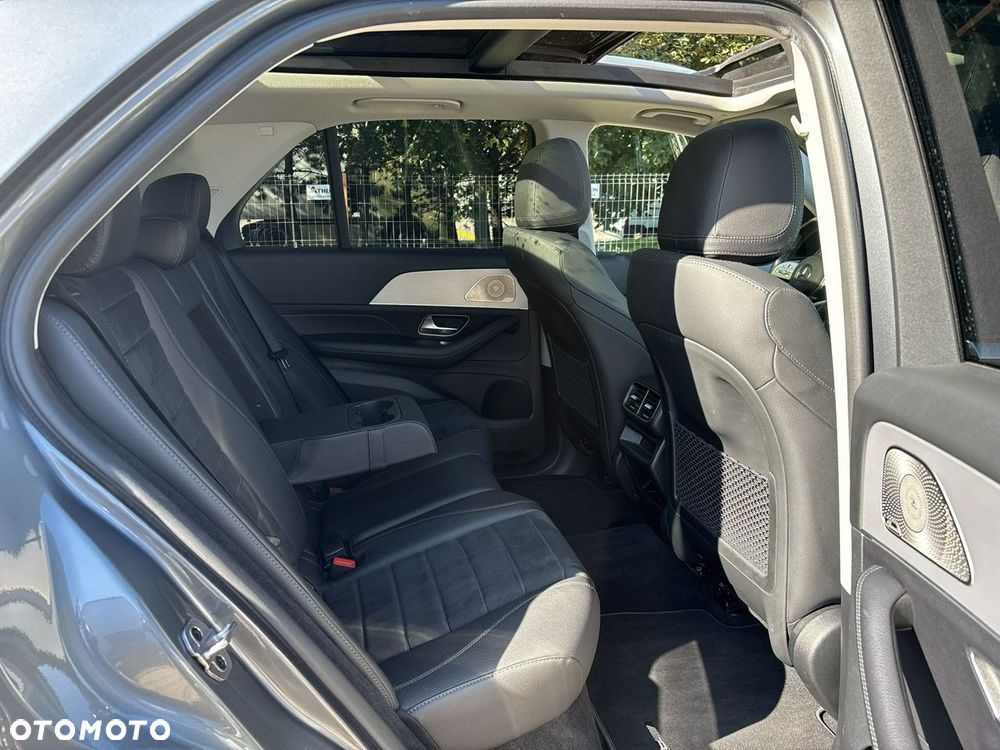 Mercedes-Benz GLE 300 d 4Matic 9G-TRONIC AMG Line - 17