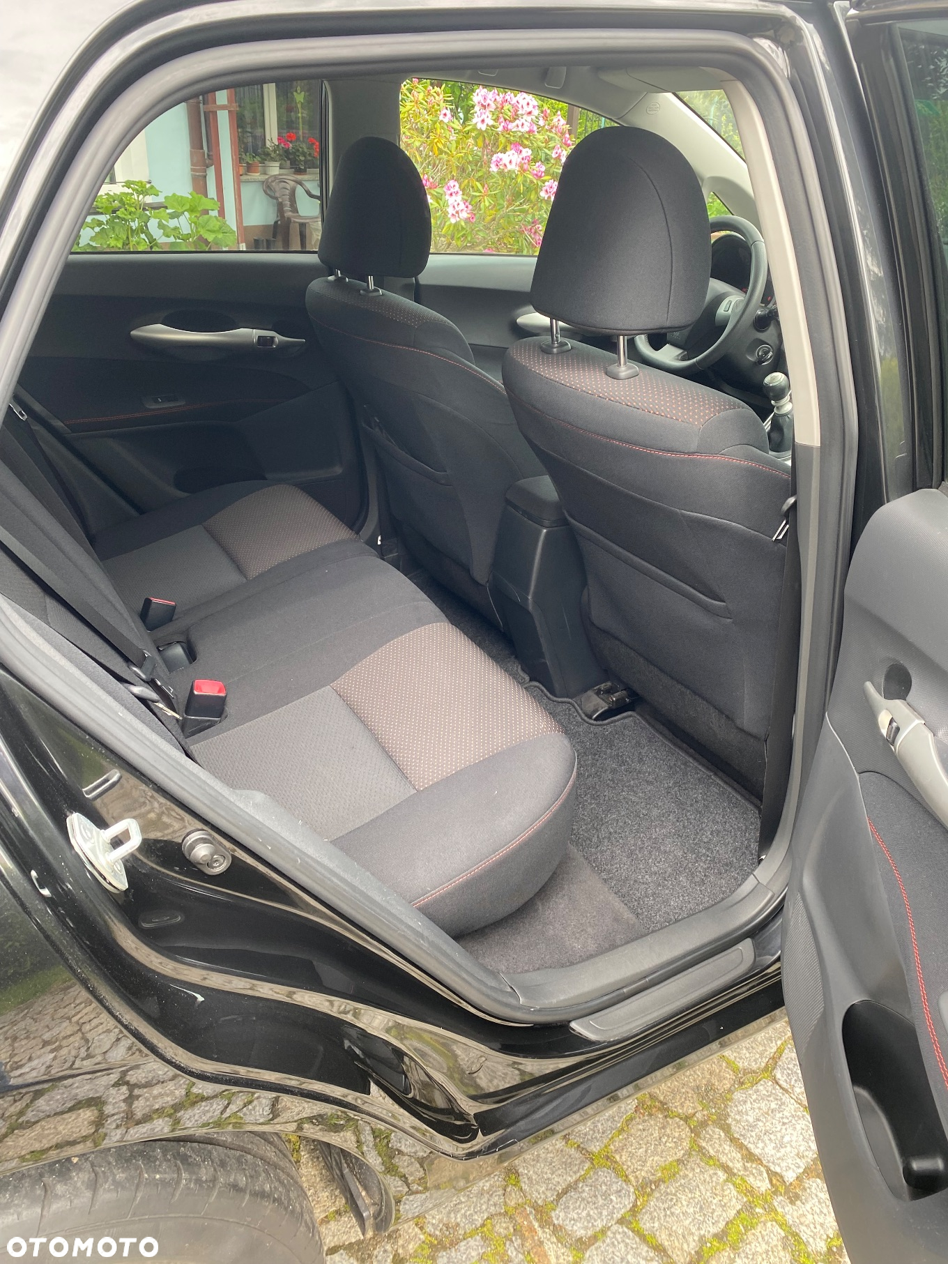Toyota Auris 1.6 Club - 12