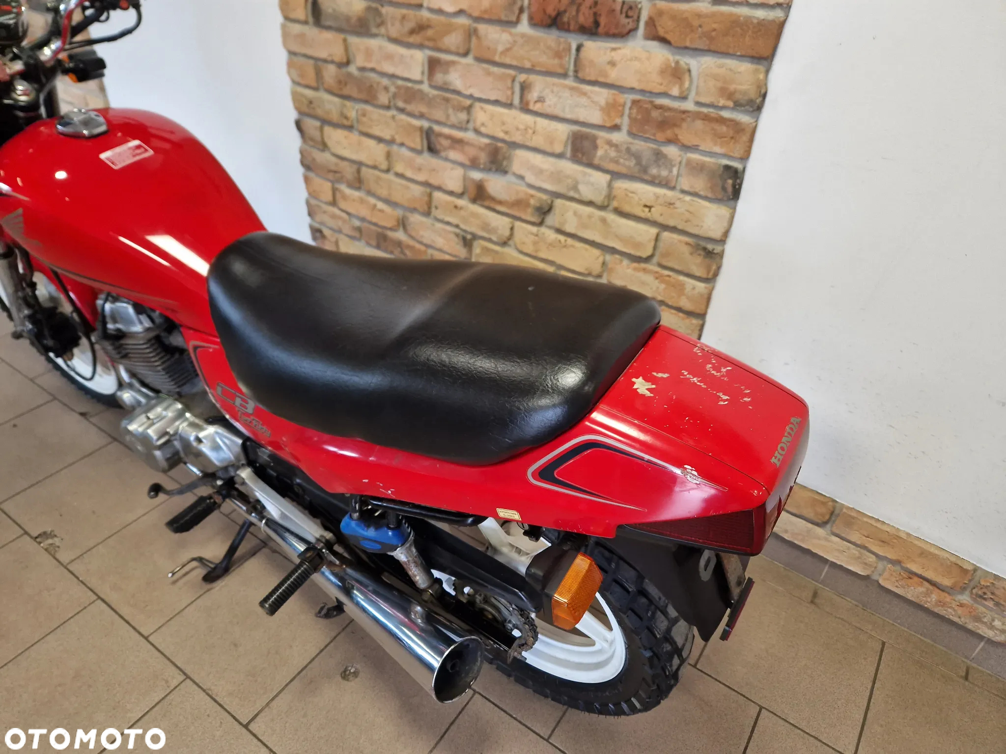 Honda CB - 10