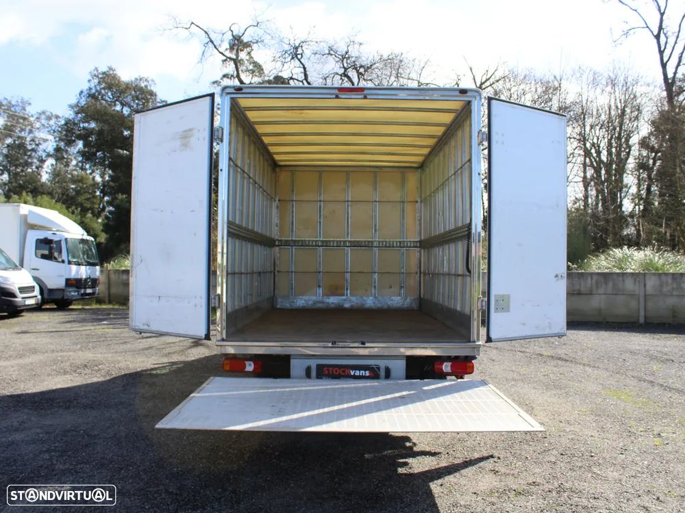 Iveco Daily Contentor com Plataforma Elevatoria e IVA - 5