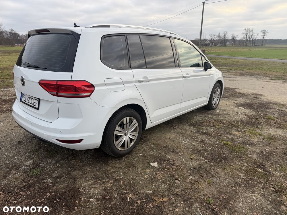 Volkswagen Touran - 2