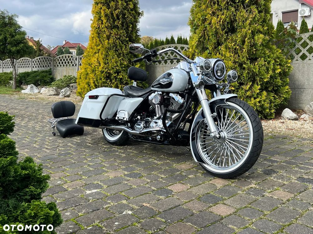 Harley-Davidson Touring Road King - 12
